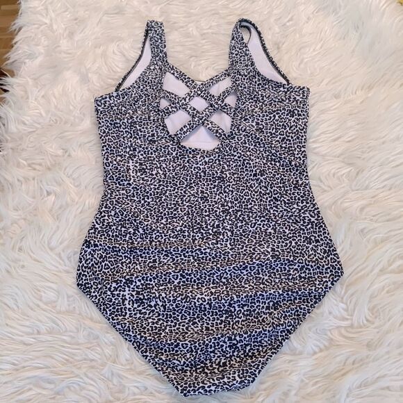 EXLURA one piece Swimsuit leopard print Crisscross back lined removable pad - Picture 5 of 7